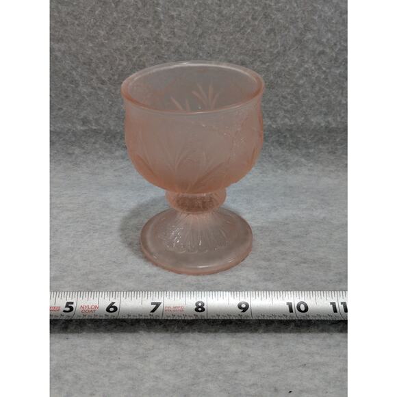 Tiara Frosted‎ Glass Goblet Leaf Pattern Indiana Art MCM Glass Vintage - Picture 4 of 9